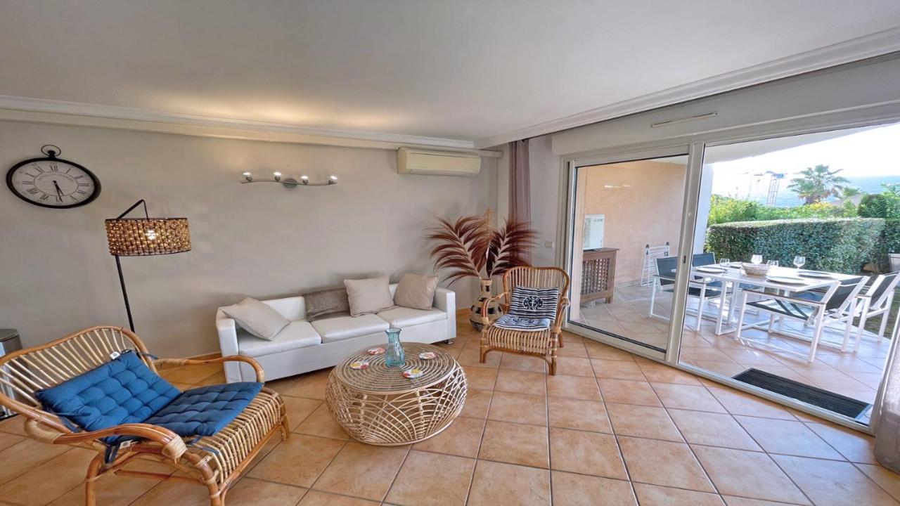 Appartement Les Pins Bleus A8 圣马克西姆 外观 照片