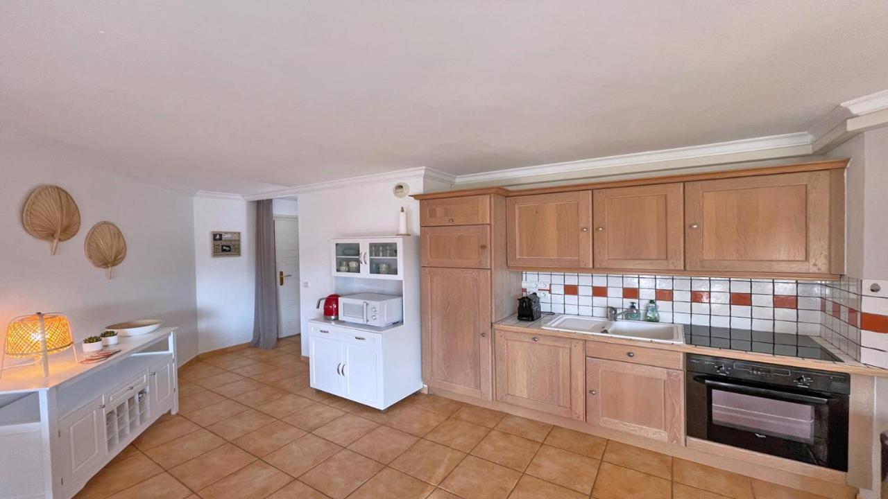 Appartement Les Pins Bleus A8 圣马克西姆 外观 照片