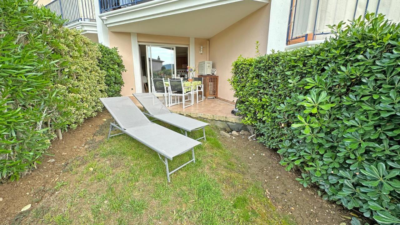 Appartement Les Pins Bleus A8 圣马克西姆 外观 照片