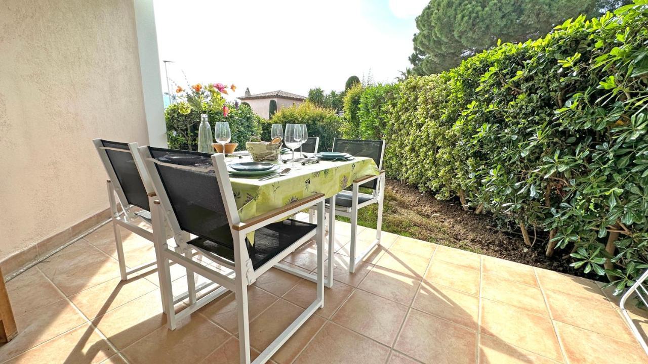 Appartement Les Pins Bleus A8 圣马克西姆 外观 照片