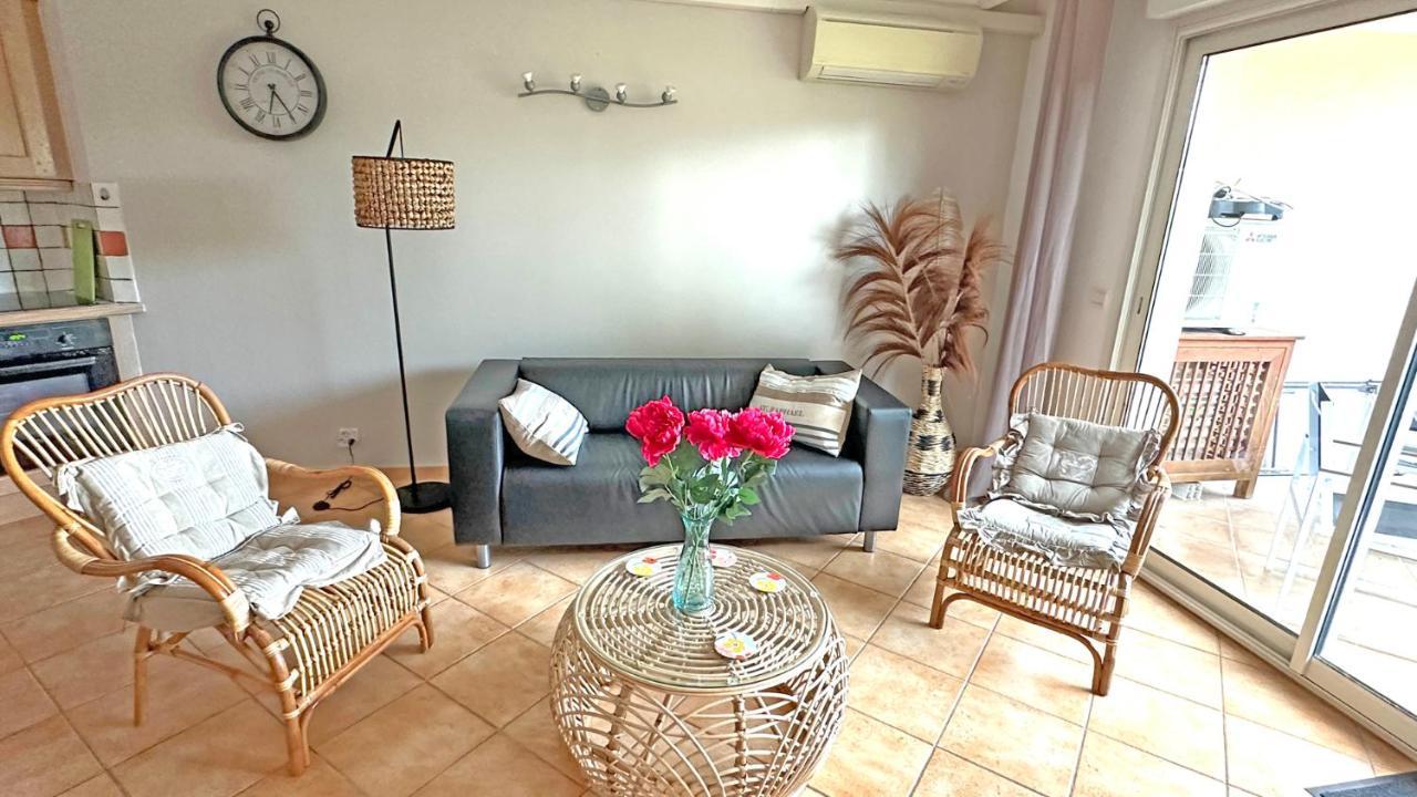 Appartement Les Pins Bleus A8 圣马克西姆 外观 照片