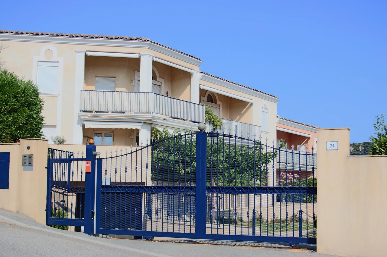 Appartement Les Pins Bleus A8 圣马克西姆 外观 照片